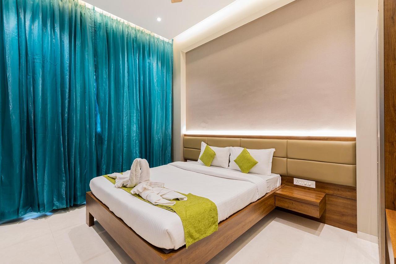 Hotel Seven Oaks نافي مومباي المظهر الخارجي الصورة