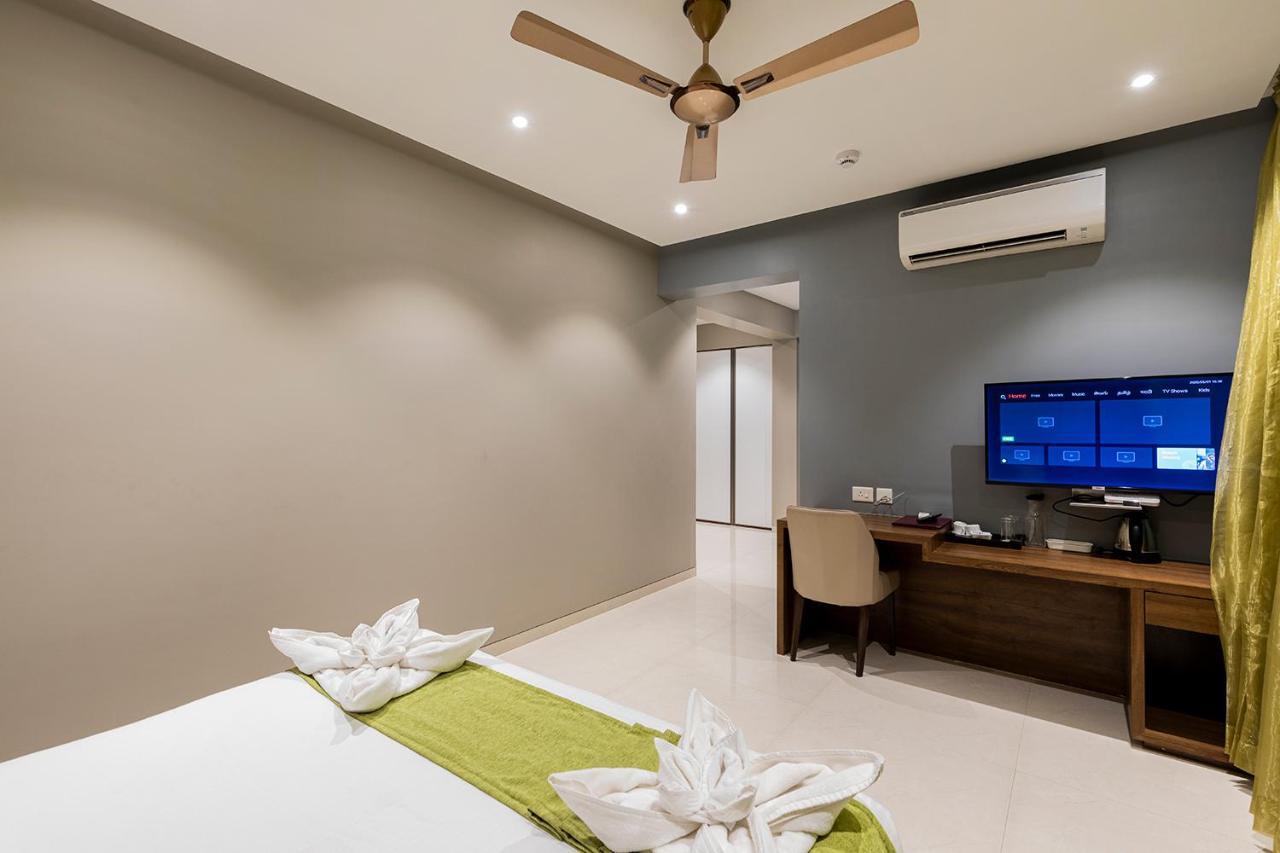 Hotel Seven Oaks نافي مومباي المظهر الخارجي الصورة